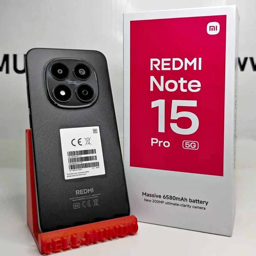 Redmi Note 15 Pro 5G negro junto a su caja