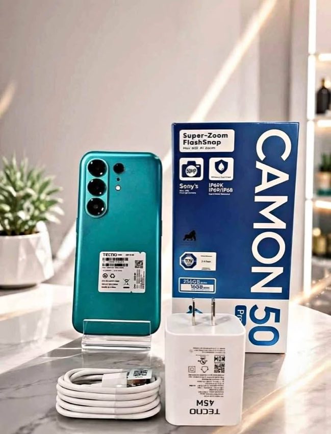 TECNO CAMON 50 Pro verde con caja y accesorios